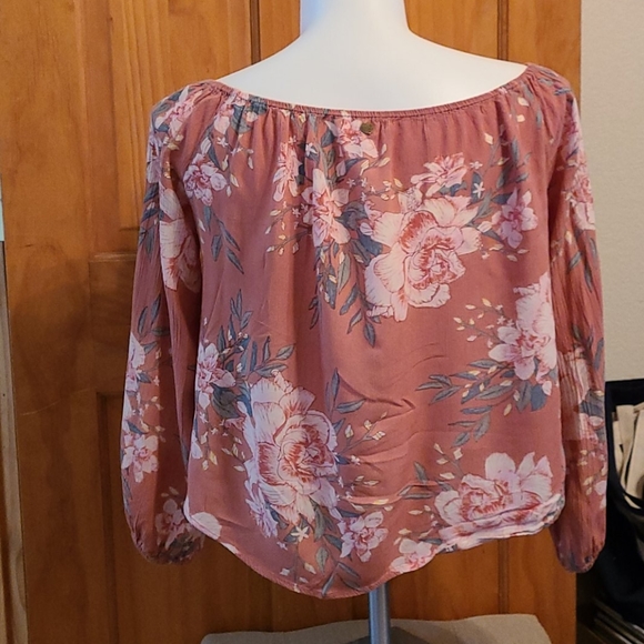 Billabong Off Shoulder Top - Picture 3 of 7